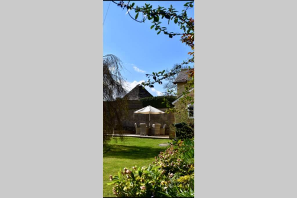 Cross Keys Cottage Holiday Let Bishop's Castle Exterior foto